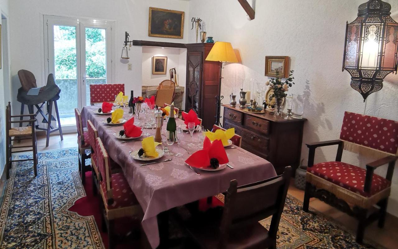 Le Cellier De Beaulieu, Au Pied De La Cite, Maison De Vacances Avec Climatisation Et Jacuzzi Каркасон Екстериор снимка