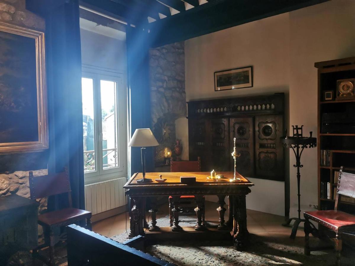 Le Cellier De Beaulieu, Au Pied De La Cite, Maison De Vacances Avec Climatisation Et Jacuzzi Каркасон Екстериор снимка