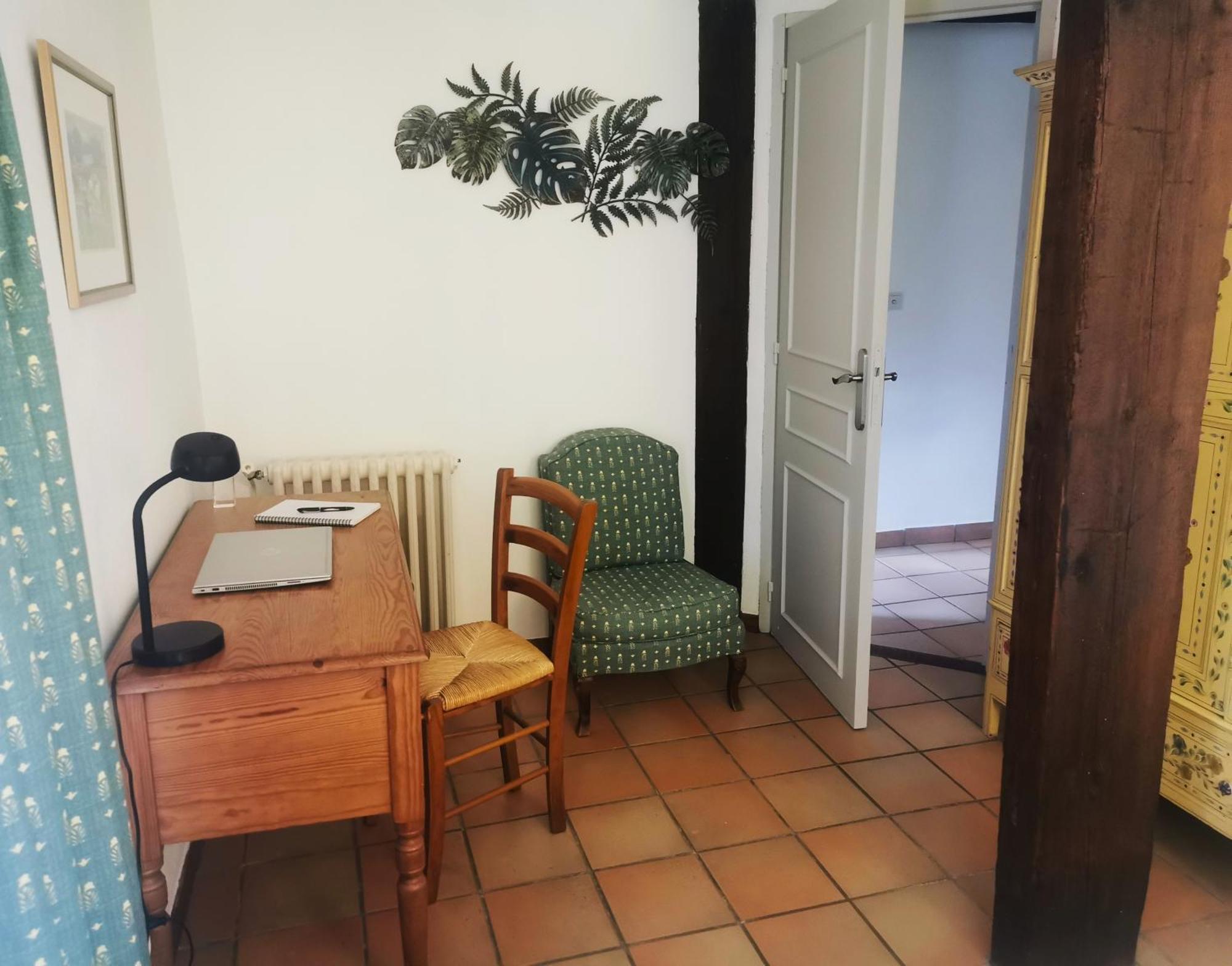 Le Cellier De Beaulieu, Au Pied De La Cite, Maison De Vacances Avec Climatisation Et Jacuzzi Каркасон Екстериор снимка