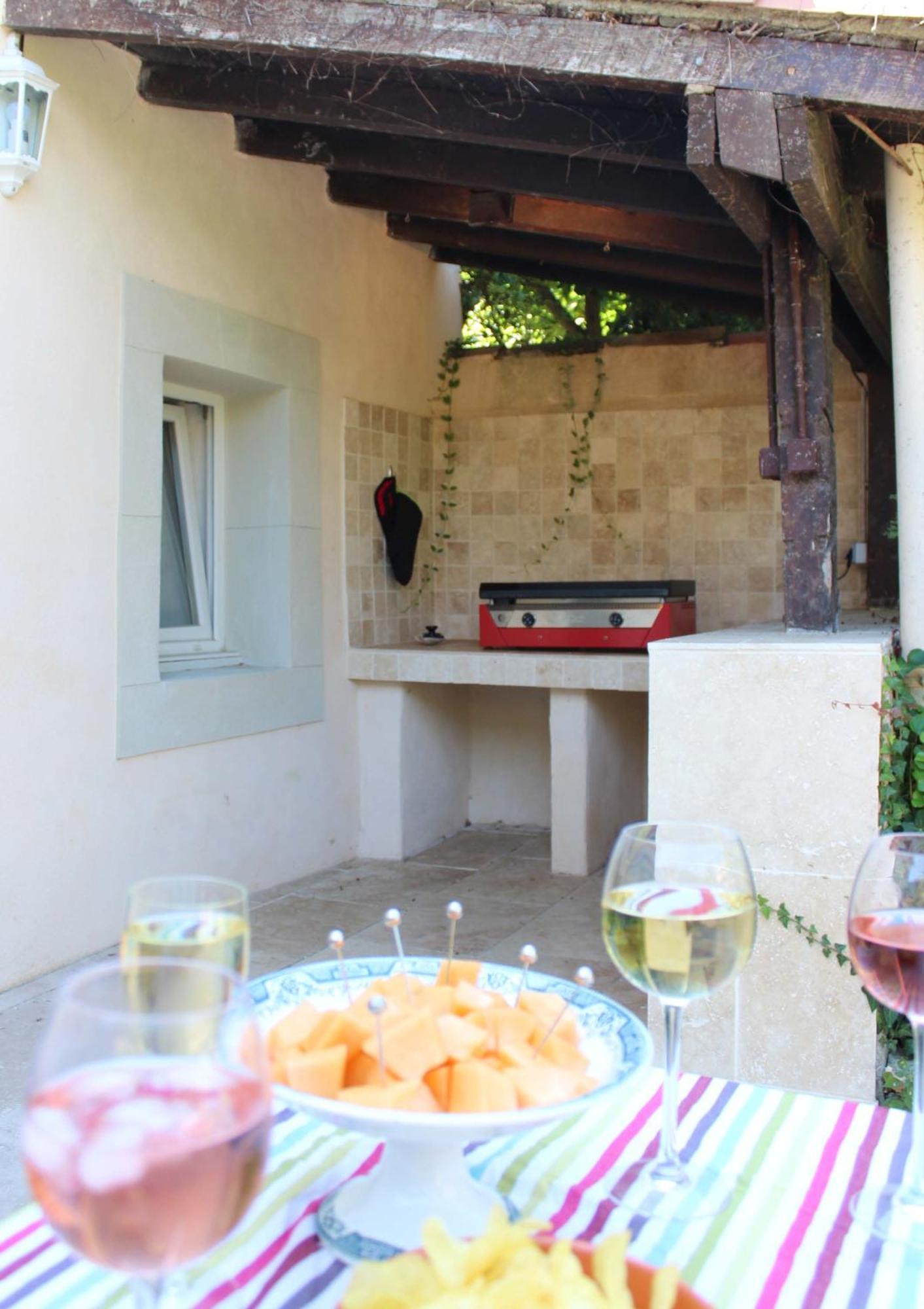Le Cellier De Beaulieu, Au Pied De La Cite, Maison De Vacances Avec Climatisation Et Jacuzzi Каркасон Екстериор снимка